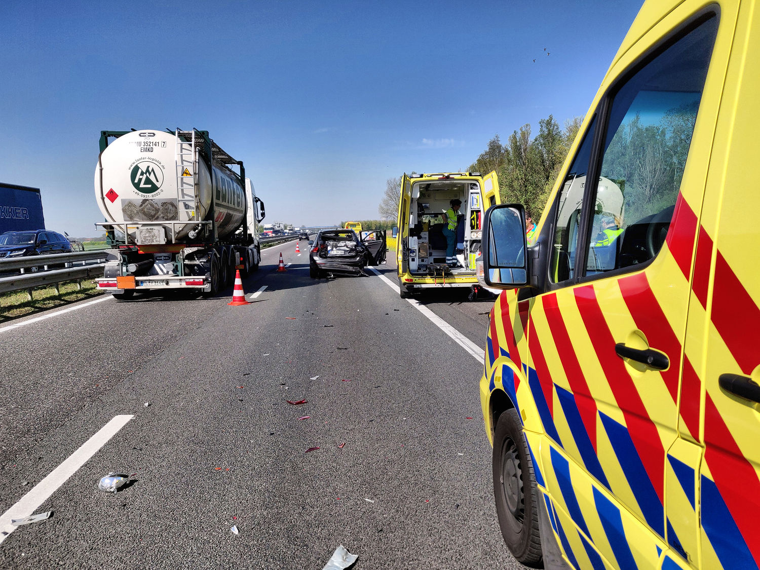 Accident on the A59 motorway at Waspik, on 18 April 2019 (photograph: Marcel van Dorst)