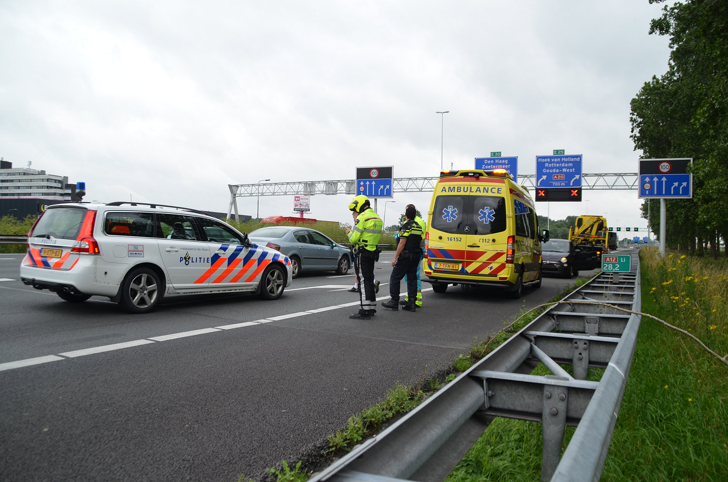 Accident on the A12 Left 28.2 on 1 July 2016 (photograph: Lars van der Toorn, 112HM)